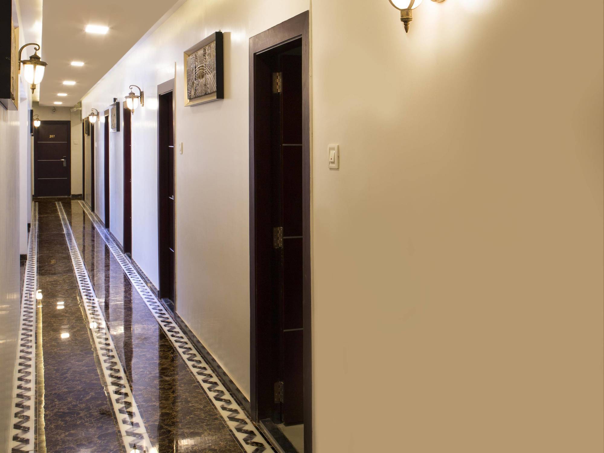 Hotel Annex Executive Andheri East Mumbai Exterior foto